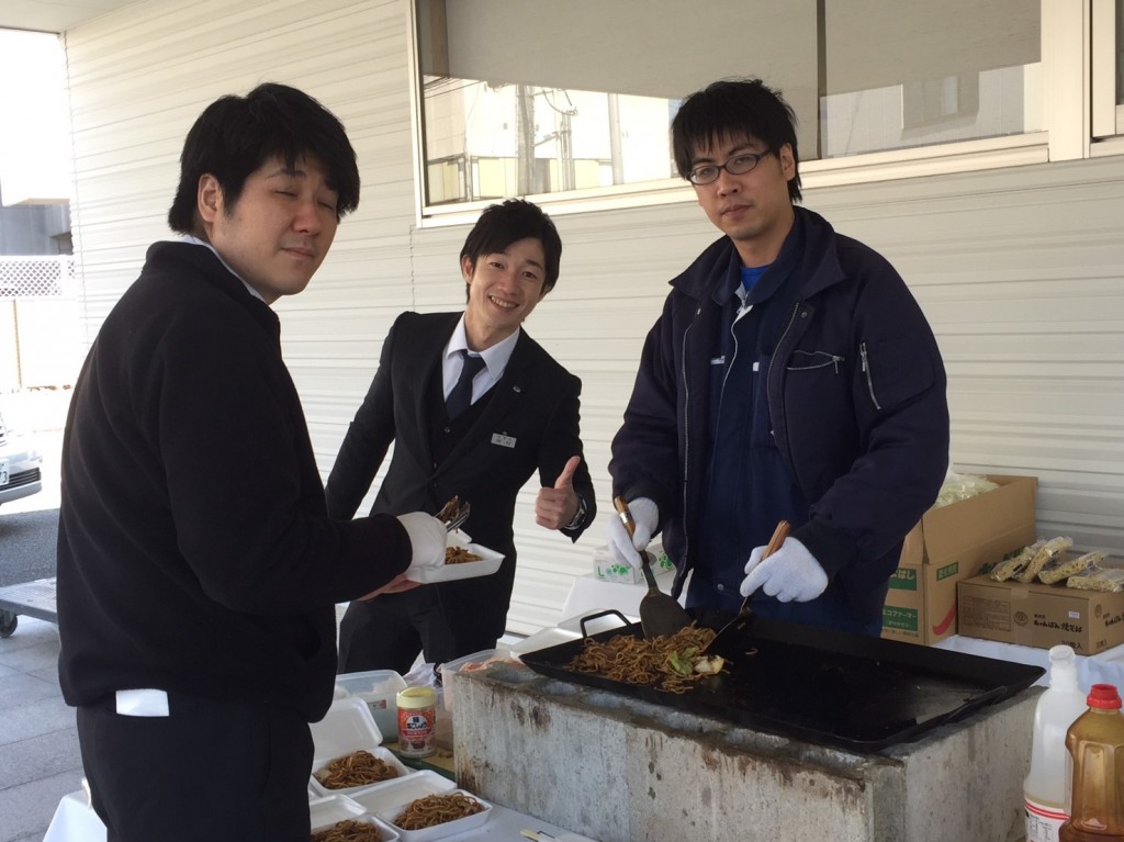 間違いなく毎年腕を上げてる「焼きそば隊」